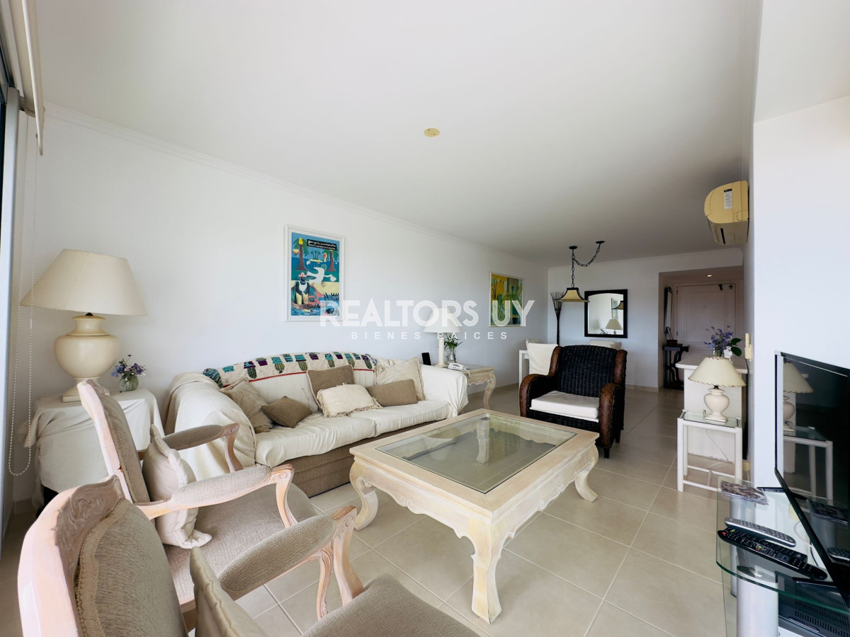 Apartamento ID.368 - Apartamento de dos dormitorios en venta en Punta del Este