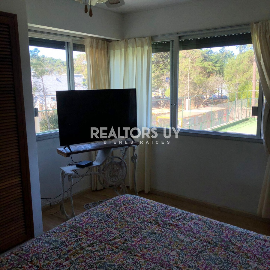 Apartamento ID.121 -  Apartamento en Venta , 3 dormitorios en  Punta del Este
