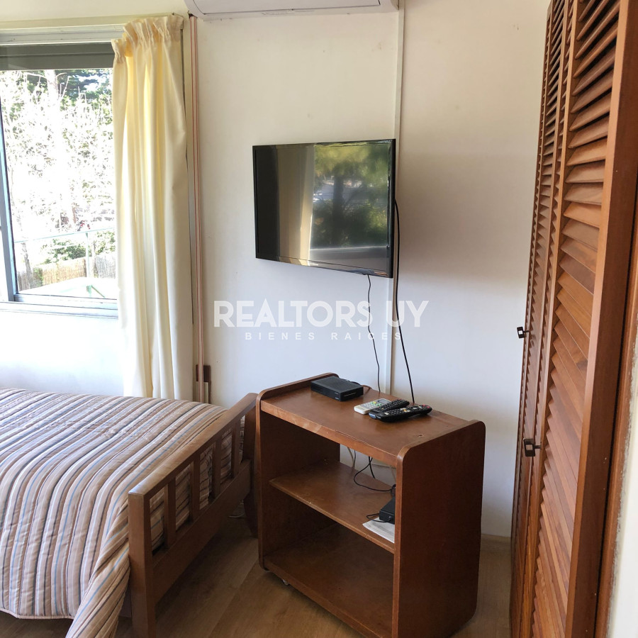 Apartamento ID.121 -  Apartamento en Venta , 3 dormitorios en  Punta del Este