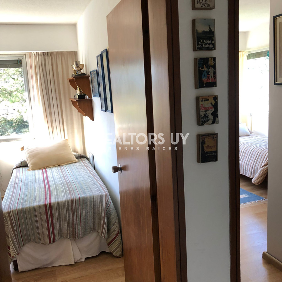 Apartamento ID.121 -  Apartamento en Venta , 3 dormitorios en  Punta del Este