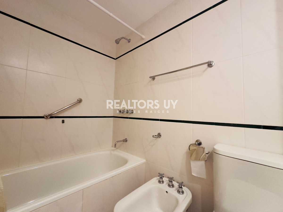 Apartamento ID.368 - Apartamento de dos dormitorios en venta en Punta del Este