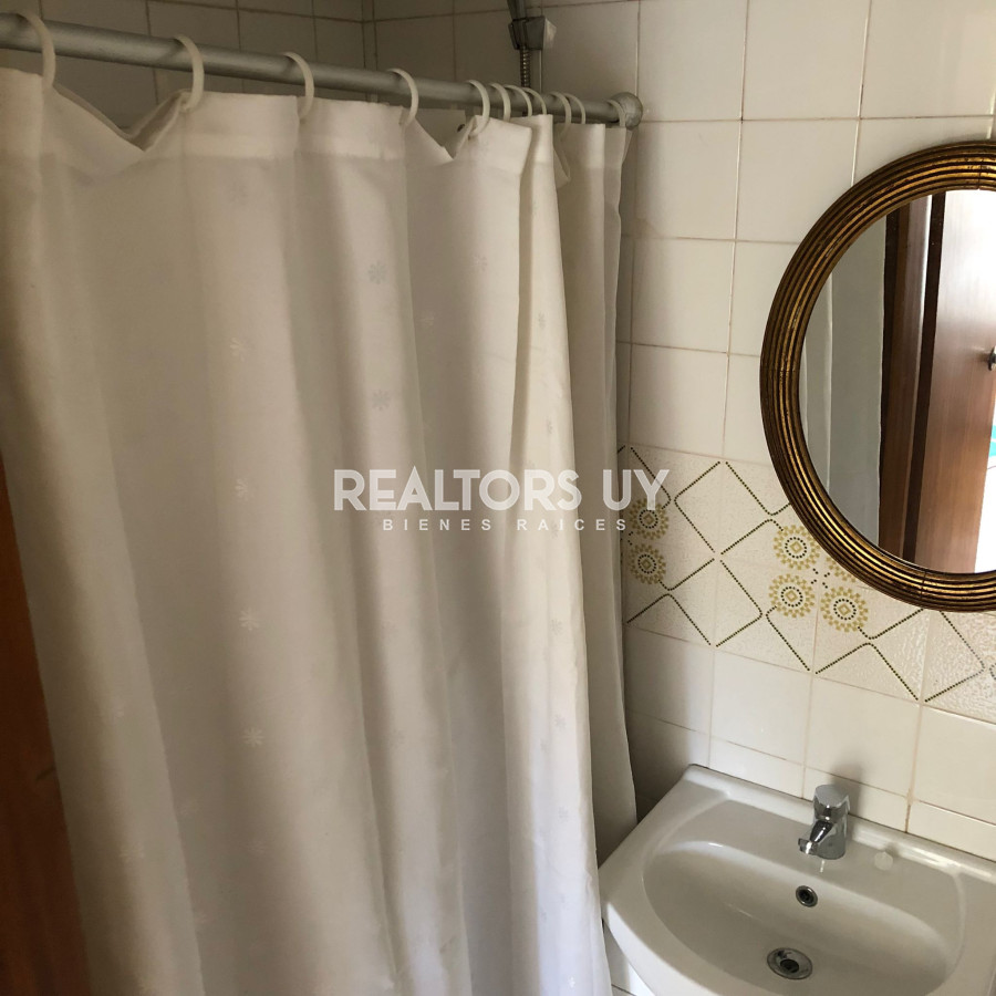 Apartamento ID.121 -  Apartamento en Venta , 3 dormitorios en  Punta del Este