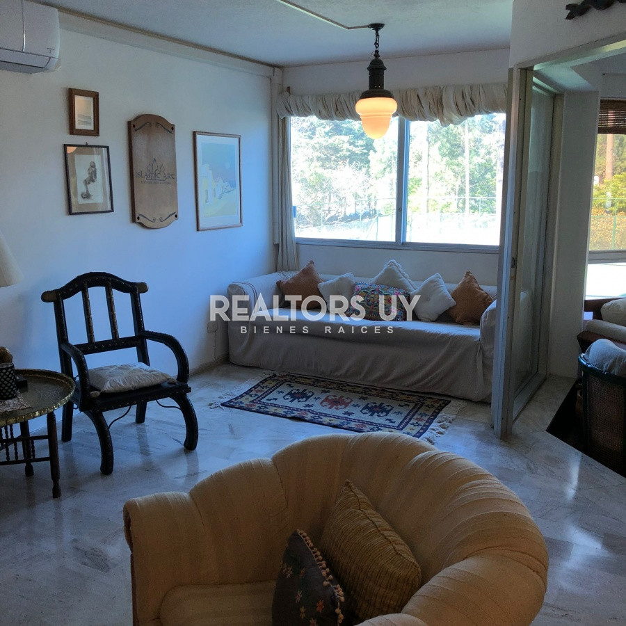 Apartamento ID.121 -  Apartamento en Venta , 3 dormitorios en  Punta del Este
