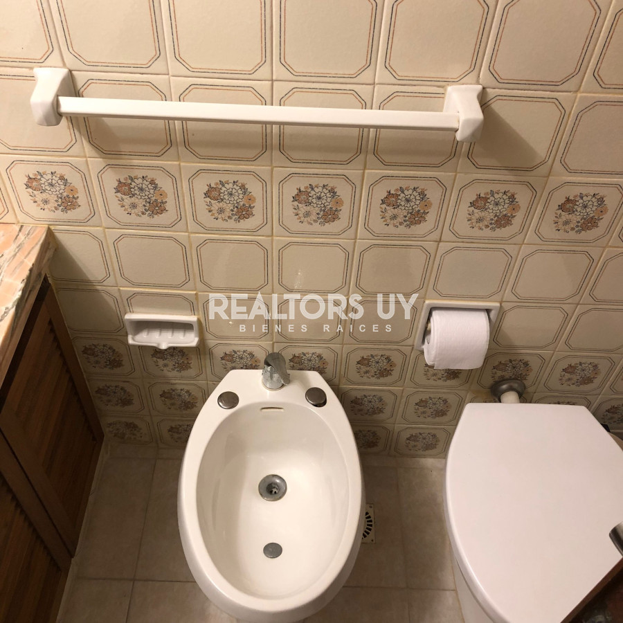 Apartamento ID.121 -  Apartamento en Venta , 3 dormitorios en  Punta del Este