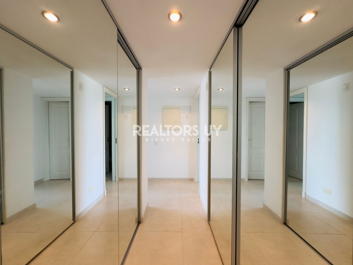 Apartamento ID.368 - Apartamento de dos dormitorios en venta en Punta del Este