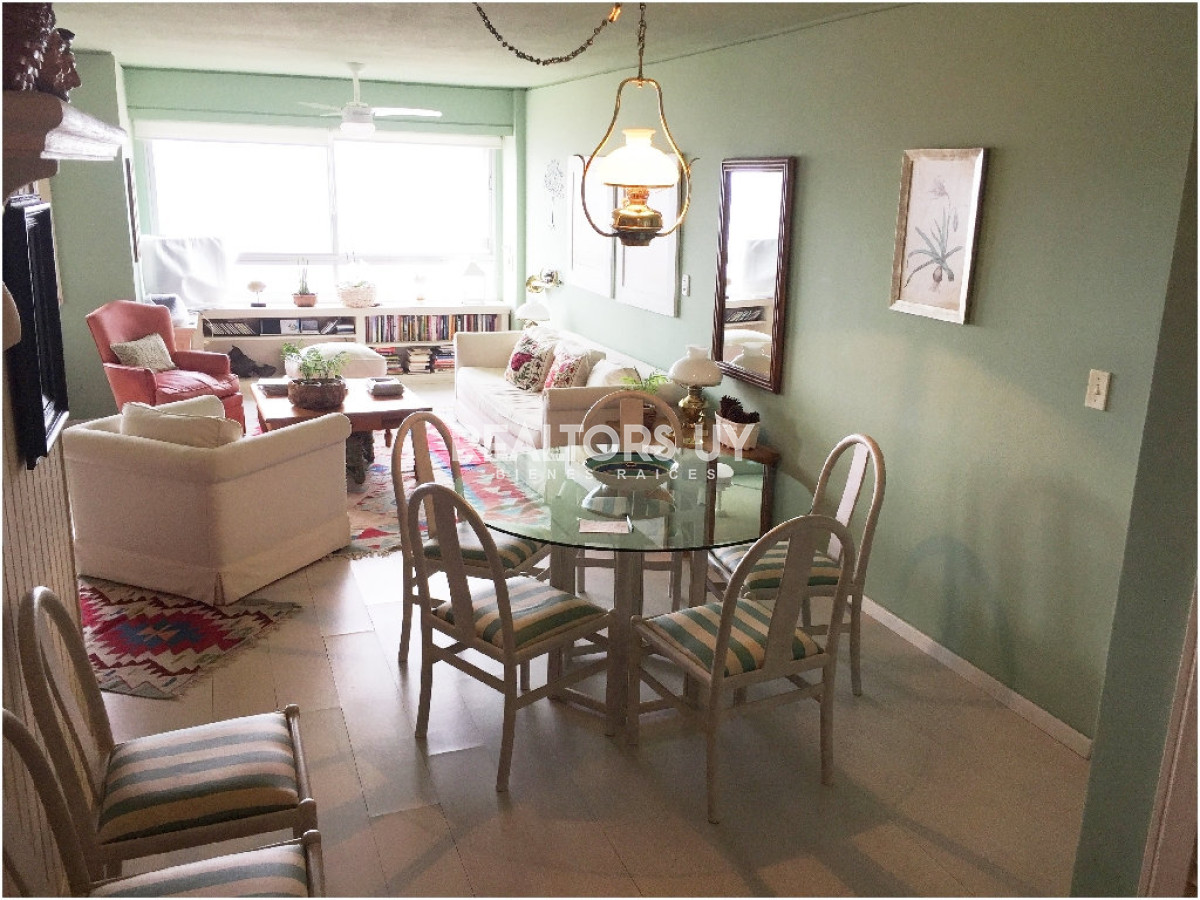 Apartamento ID.124 - Apartamento en venta de 3 d y dep en Punta del Este