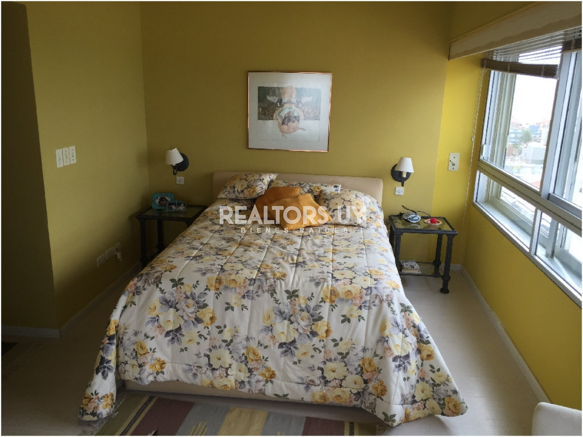 Apartamento ID.124 - Apartamento en venta de 3 d y dep en Punta del Este