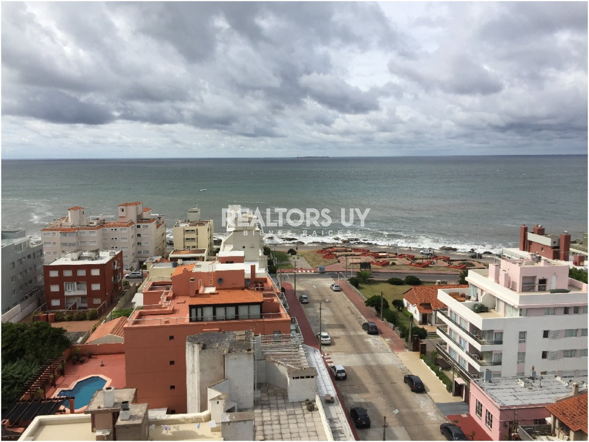 Apartamento ID.124 - Apartamento en venta de 3 d y dep en Punta del Este