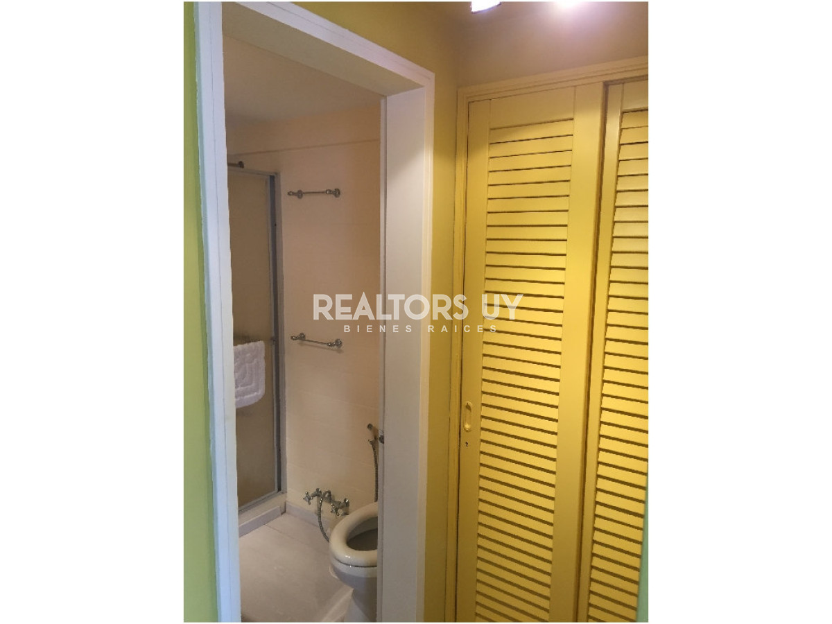 Apartamento ID.124 - Apartamento en venta de 3 d y dep en Punta del Este