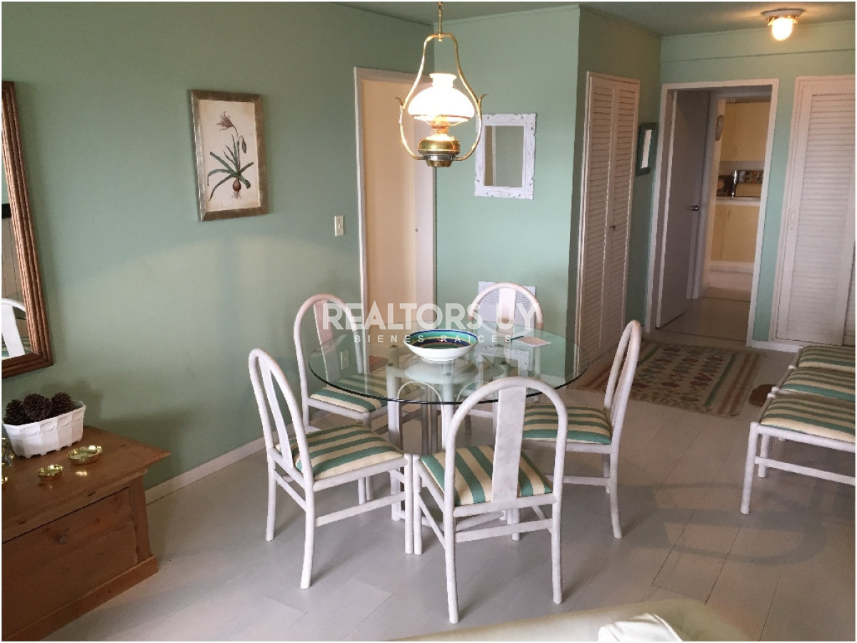 Apartamento ID.124 - Apartamento en venta de 3 d y dep en Punta del Este