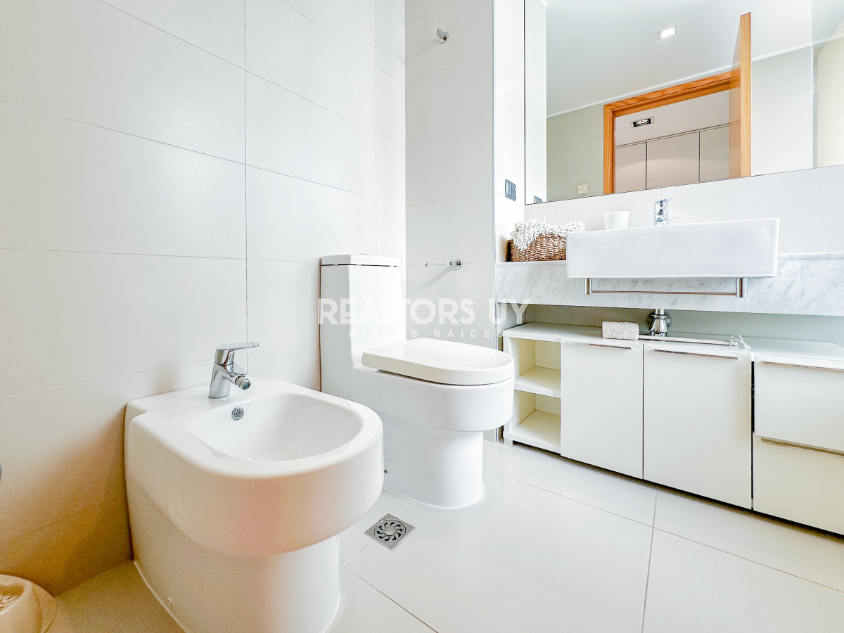 Apartamento ID.566 - Venta apartamento en playa Brava, Tiburon Terrazas Oceano