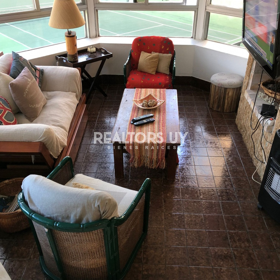 Apartamento ID.121 -  Apartamento en Venta , 3 dormitorios en  Punta del Este