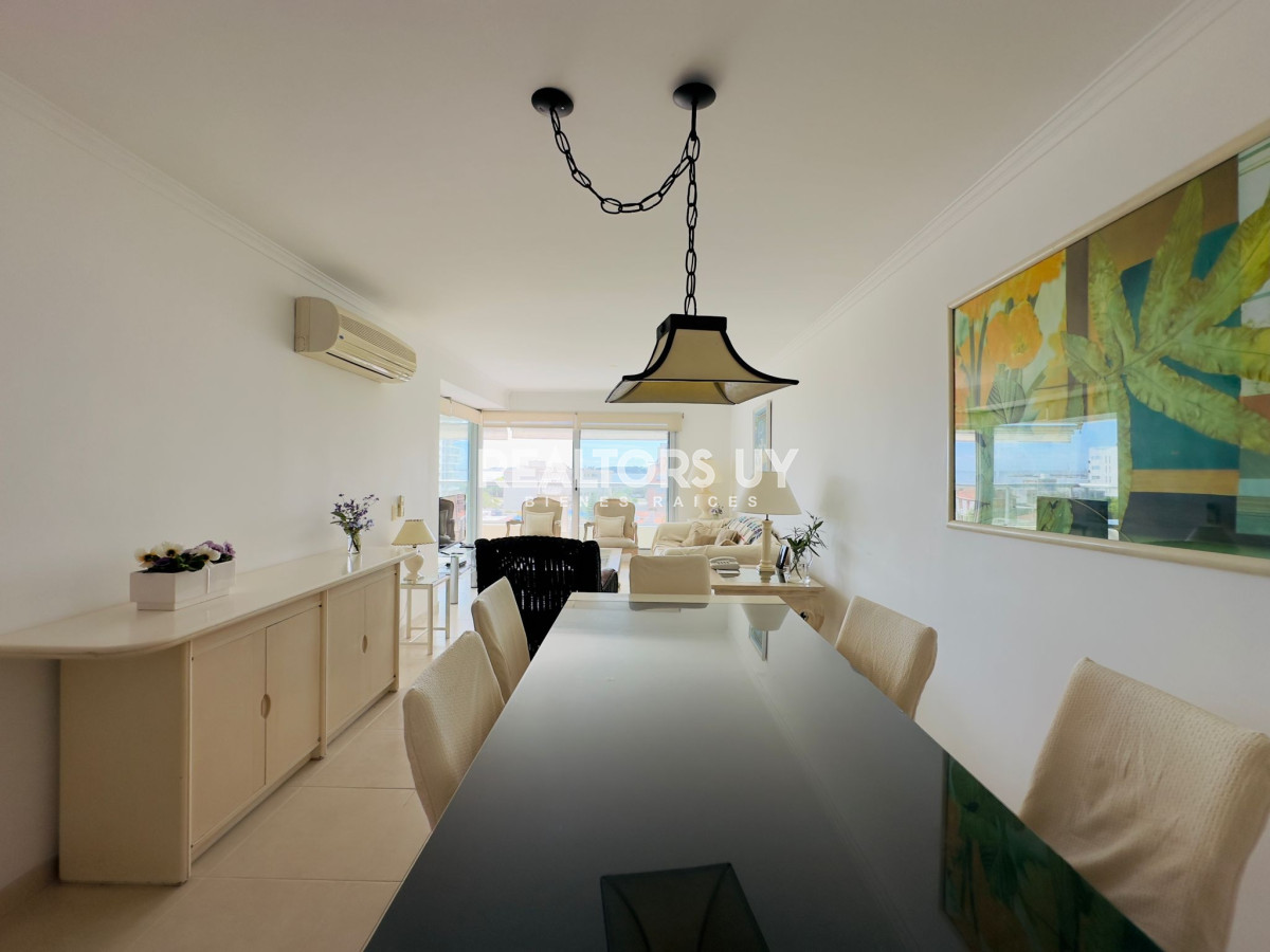 Apartamento ID.368 - Apartamento de dos dormitorios en venta en Punta del Este