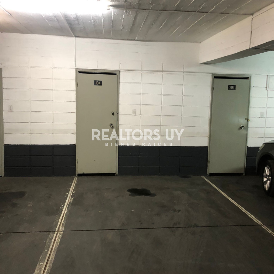 Apartamento ID.121 -  Apartamento en Venta , 3 dormitorios en  Punta del Este