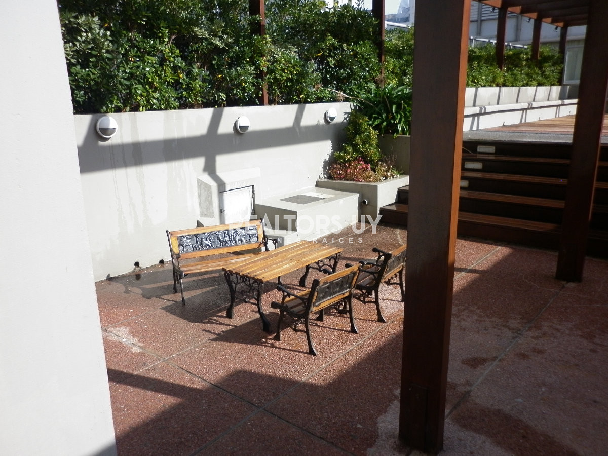 Apartamento ID.124 - Apartamento en venta de 3 d y dep en Punta del Este