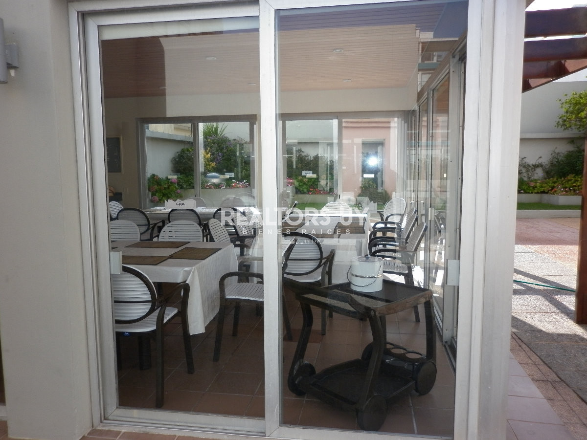 Apartamento ID.124 - Apartamento en venta de 3 d y dep en Punta del Este