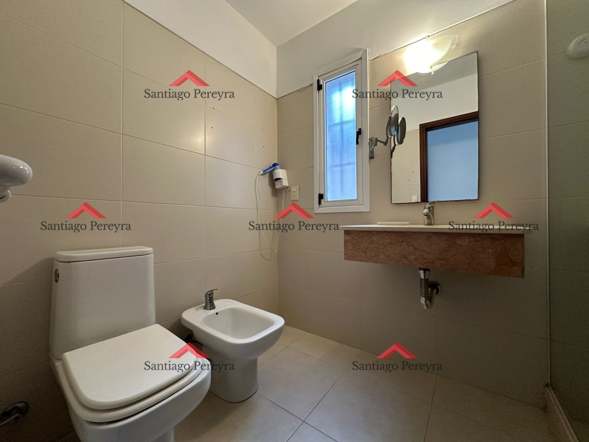 Apartamento ID.16325 - Apartamento en Venta, 2 dormitorios, Punta del Este.