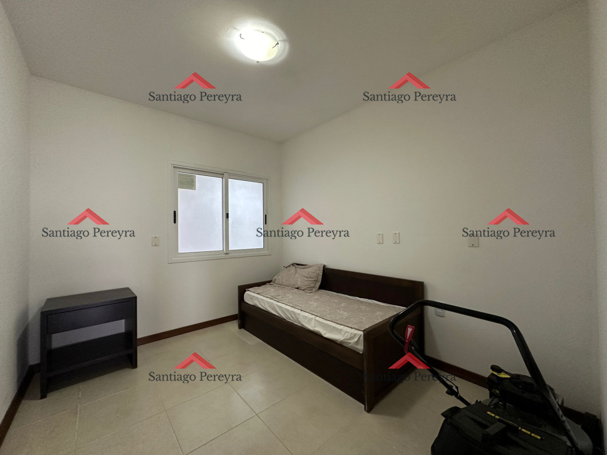 Apartamento ID.16325 - Apartamento en Venta, 2 dormitorios, Punta del Este.