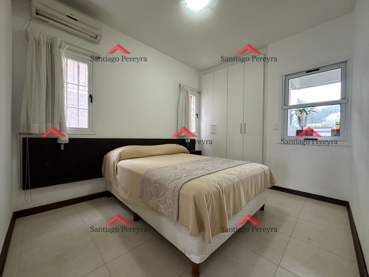 Apartamento ID.16325 - Apartamento en Venta, 2 dormitorios, Punta del Este.