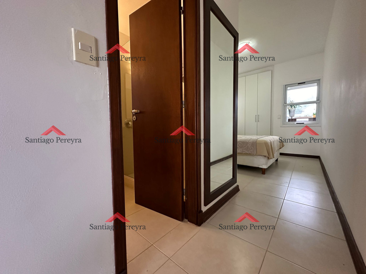 Apartamento ID.16325 - Apartamento en Venta, 2 dormitorios, Punta del Este.