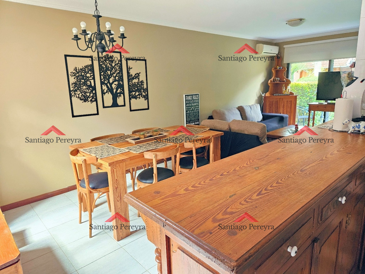 Casa ID.15288 - Casa en venta de 2 dormitorios y medio en Punta del Este