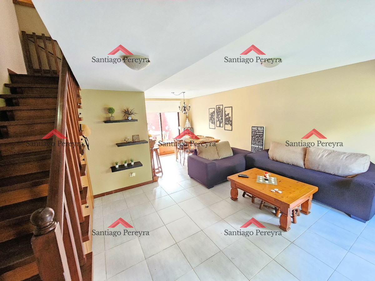 Casa ID.15288 - Casa en venta de 2 dormitorios y medio en Punta del Este