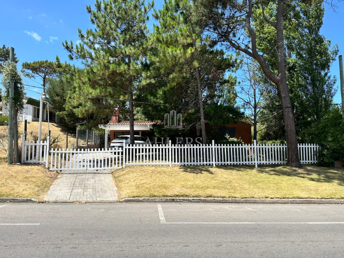 Casa ID.419 - Casa de 3 dormitorios en venta en playa mansa