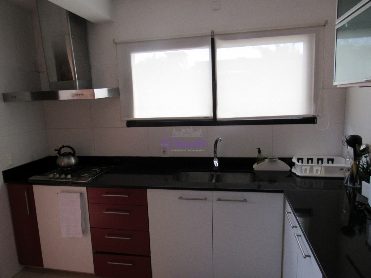 Casa ID.347 - Casa en venta de 3 dormitorios en Balneario Buenos Aires