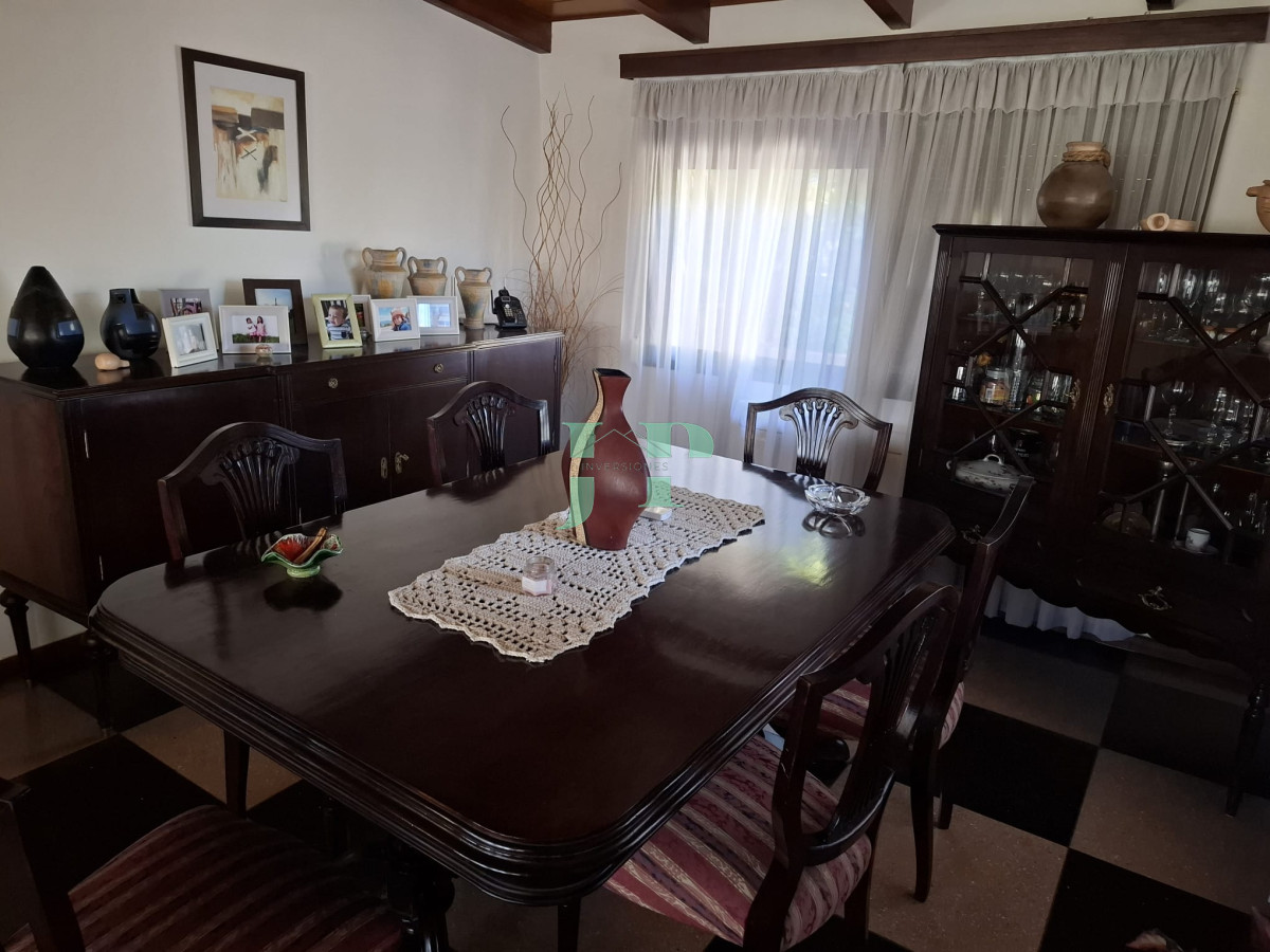 Casa ID.677 - Casa en venta playa mansa, en impecable estado