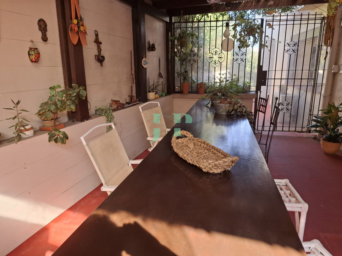 Casa ID.677 - Casa en venta playa mansa, en impecable estado