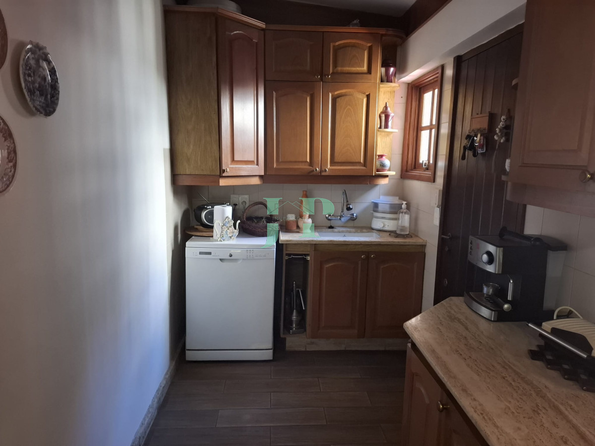 Casa ID.677 - Casa en venta playa mansa, en impecable estado