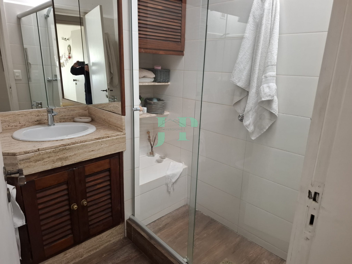 Casa ID.677 - Casa en venta playa mansa, en impecable estado