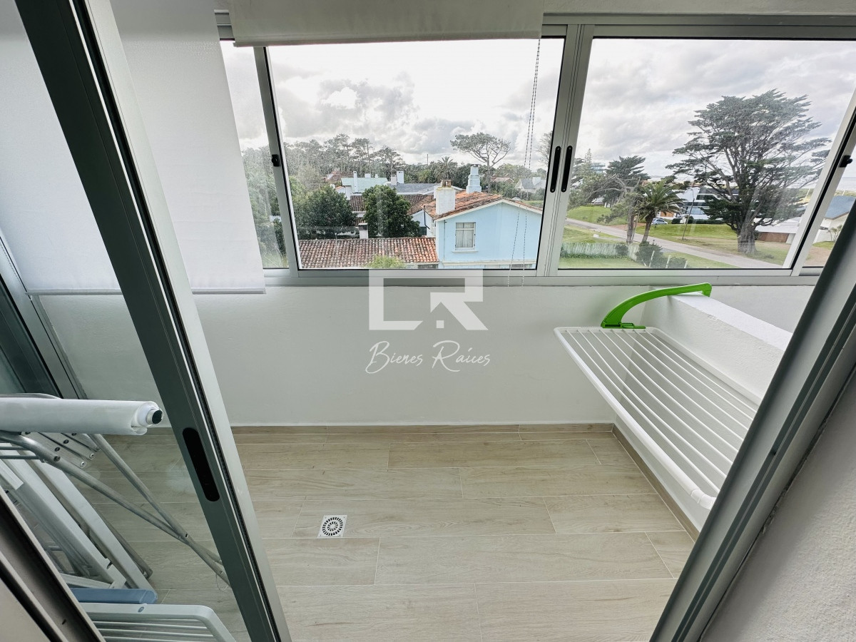 Apartamento ID.221 - Venta de apartamento de 4 dormitorios en Punta de Este