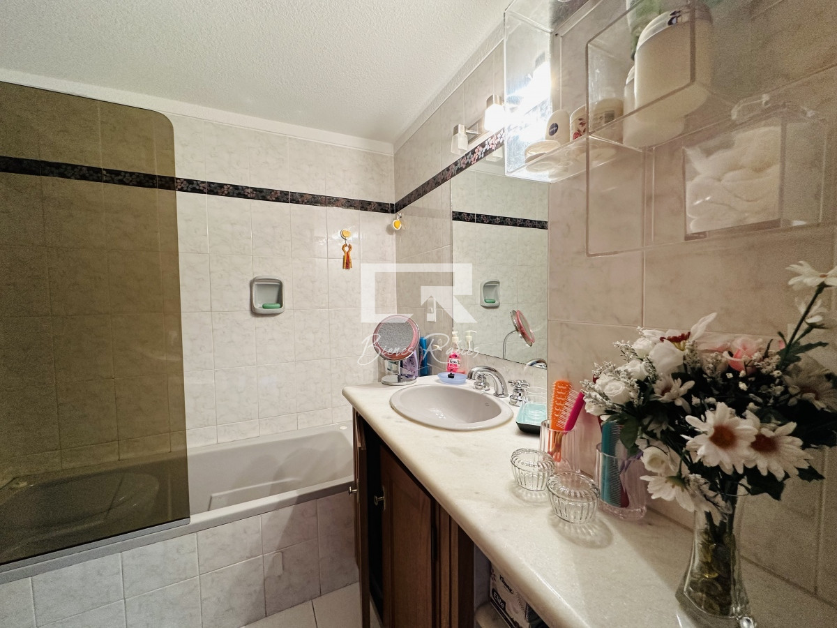 Apartamento ID.221 - Venta de apartamento de 4 dormitorios en Punta de Este