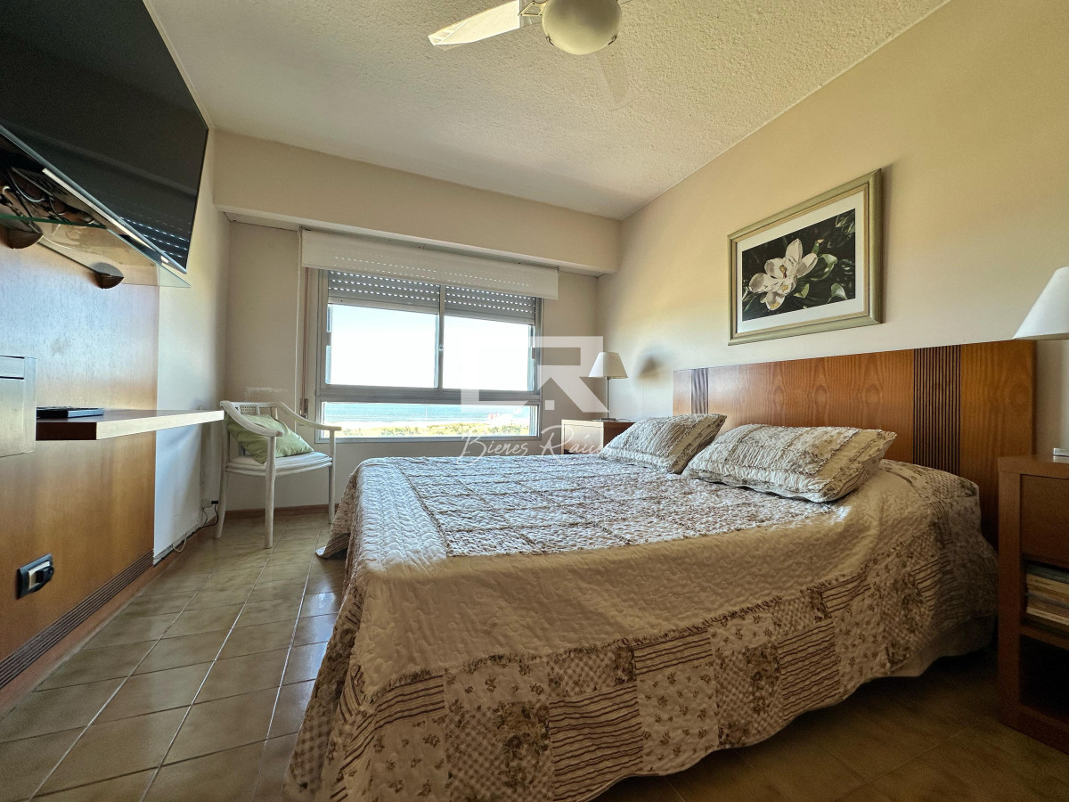 Apartamento ID.848 - Apartamento de 2 dormitorios en alquiler y venta en Punta del Este
