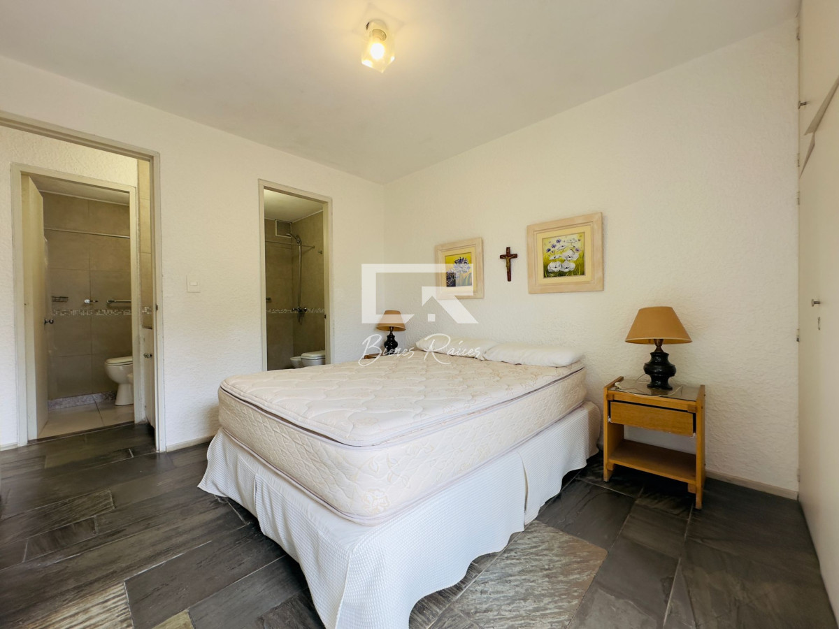 Apartamento ID.609 - Apartamento en venta, 2 dormitorios, primera linea de la brava.