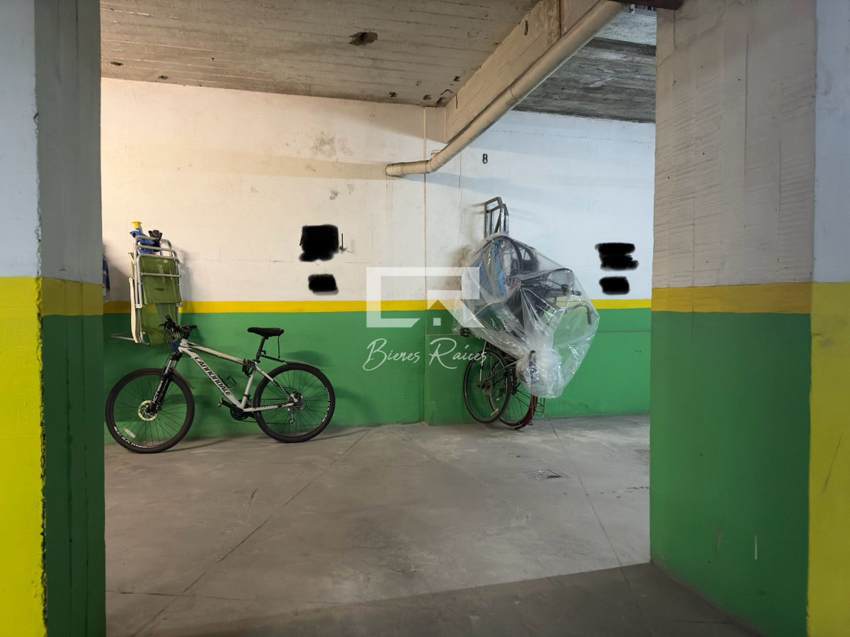 Apartamento ID.641 - Venta de apartamento y Alquiler Anual, Excelente ubicación, 1 dormitorio, garage.