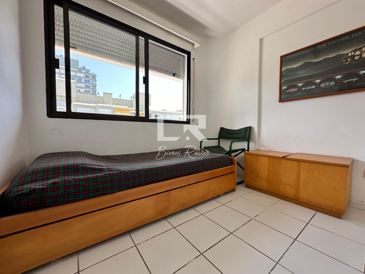 Apartamento ID.849 - Apartamento de dos dormitorios en venta en Punta del Este.-
