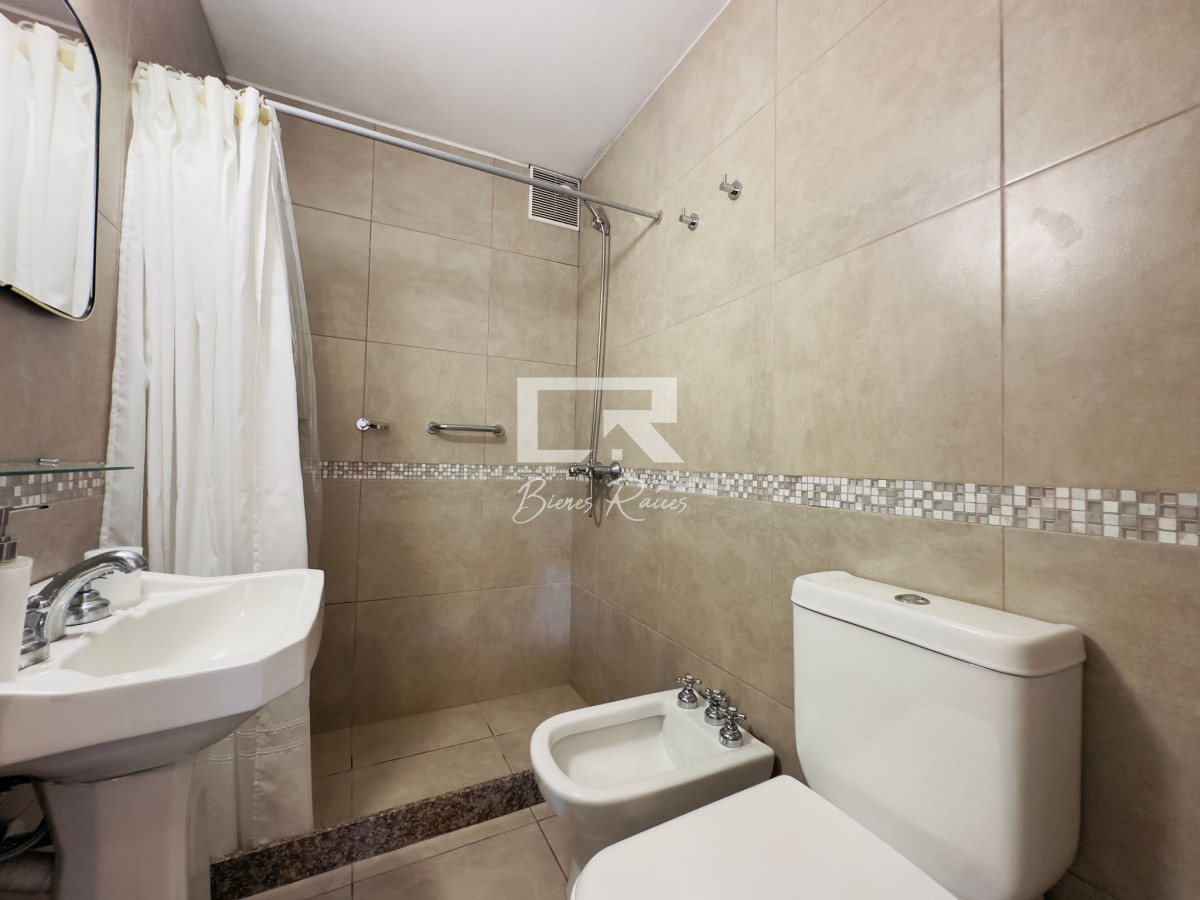 Apartamento ID.609 - Apartamento en venta, 2 dormitorios, primera linea de la brava.