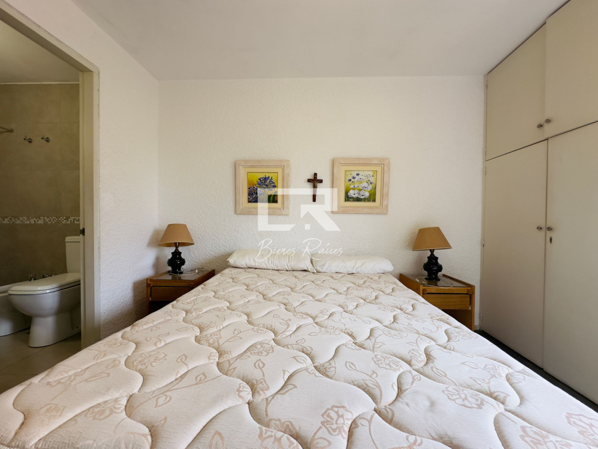 Apartamento ID.609 - Apartamento en venta, 2 dormitorios, primera linea de la brava.