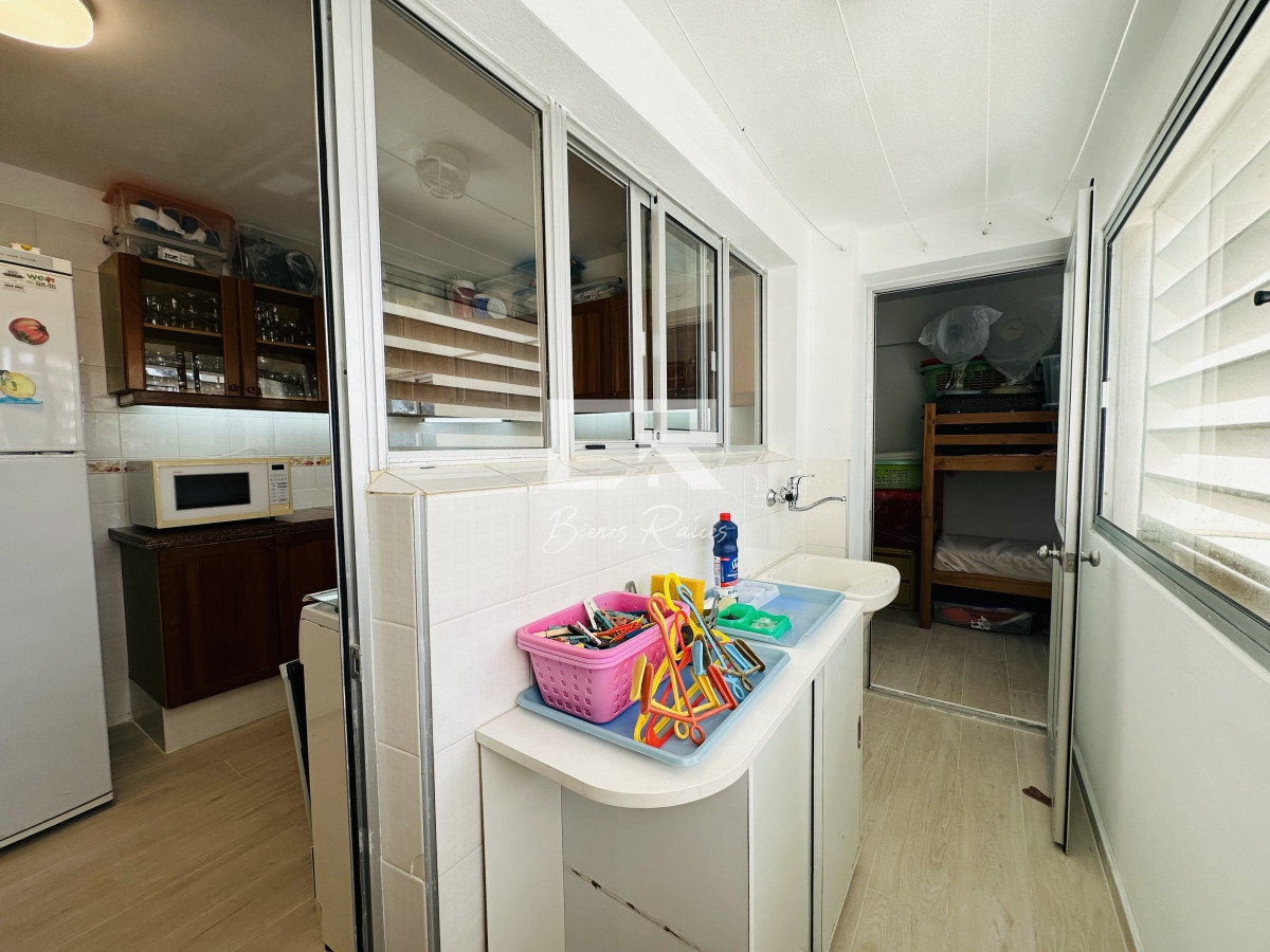 Apartamento ID.221 - Venta de apartamento de 4 dormitorios en Punta de Este