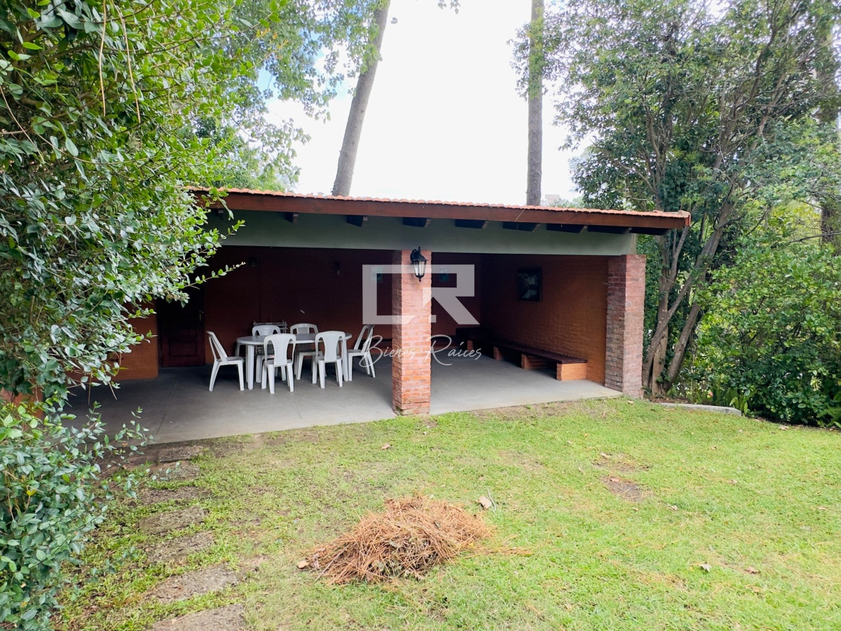 Casa ID.469 - Alquiler y venta de casa de 3 dormitorios en Punta del Este