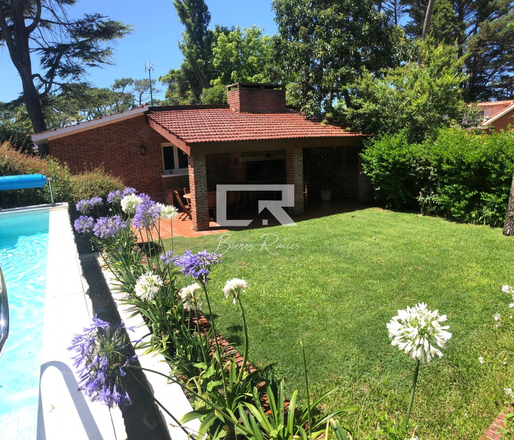 Casa ID.468 - Alquiler de casa de 3 dormitorios en Punta del Este