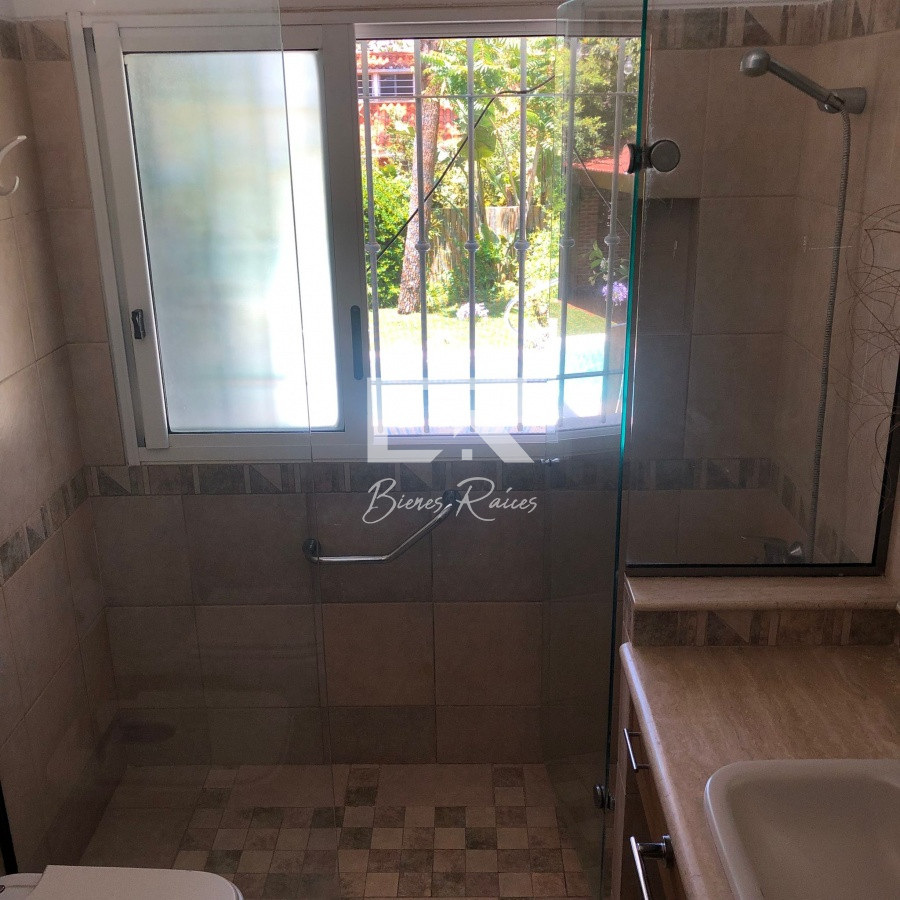 Casa ID.468 - Alquiler de casa de 3 dormitorios en Punta del Este