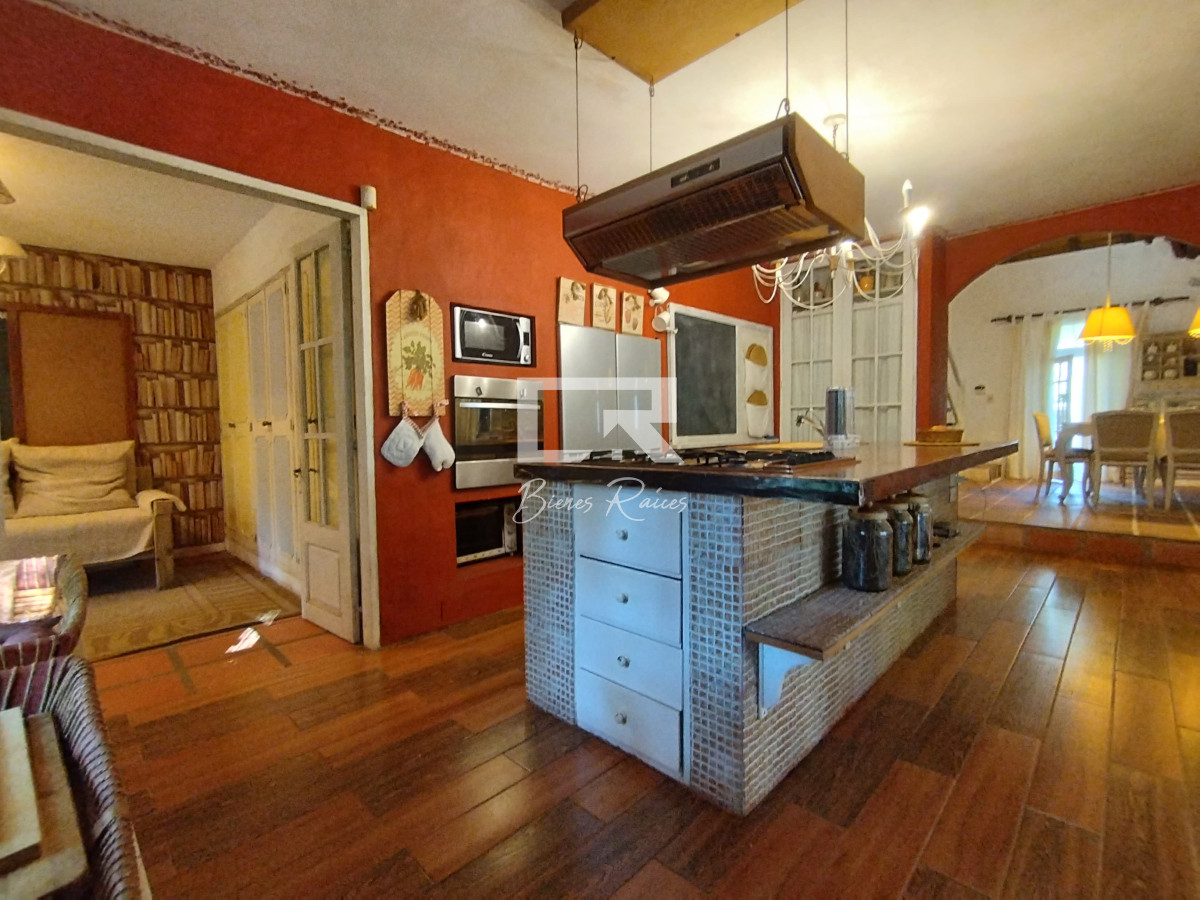 Casa ID.870 - Casa en alquiler con piscina en Pinares