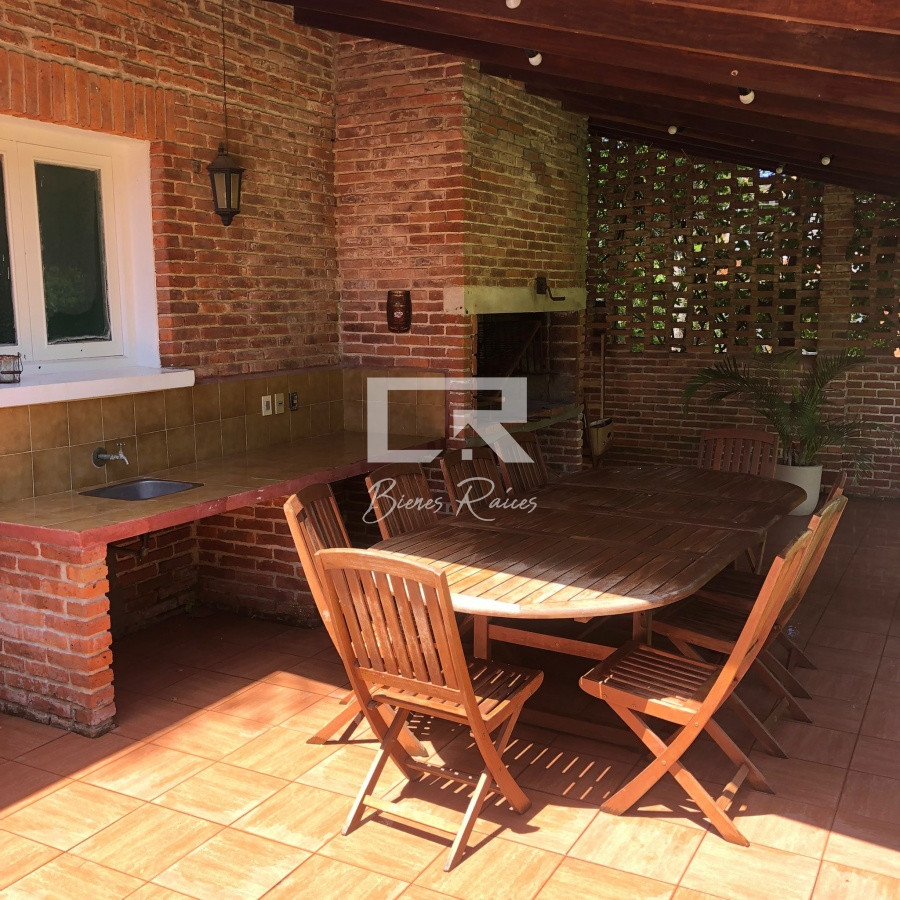 Casa ID.468 - Alquiler de casa de 3 dormitorios en Punta del Este
