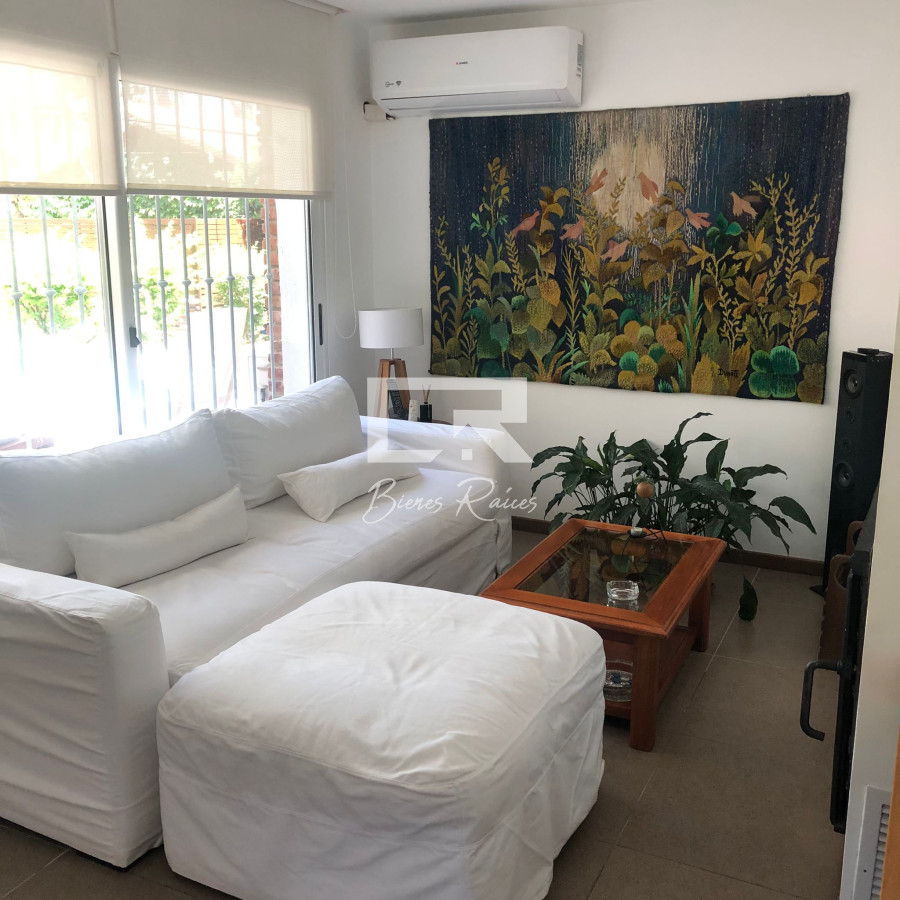 Casa ID.468 - Alquiler de casa de 3 dormitorios en Punta del Este