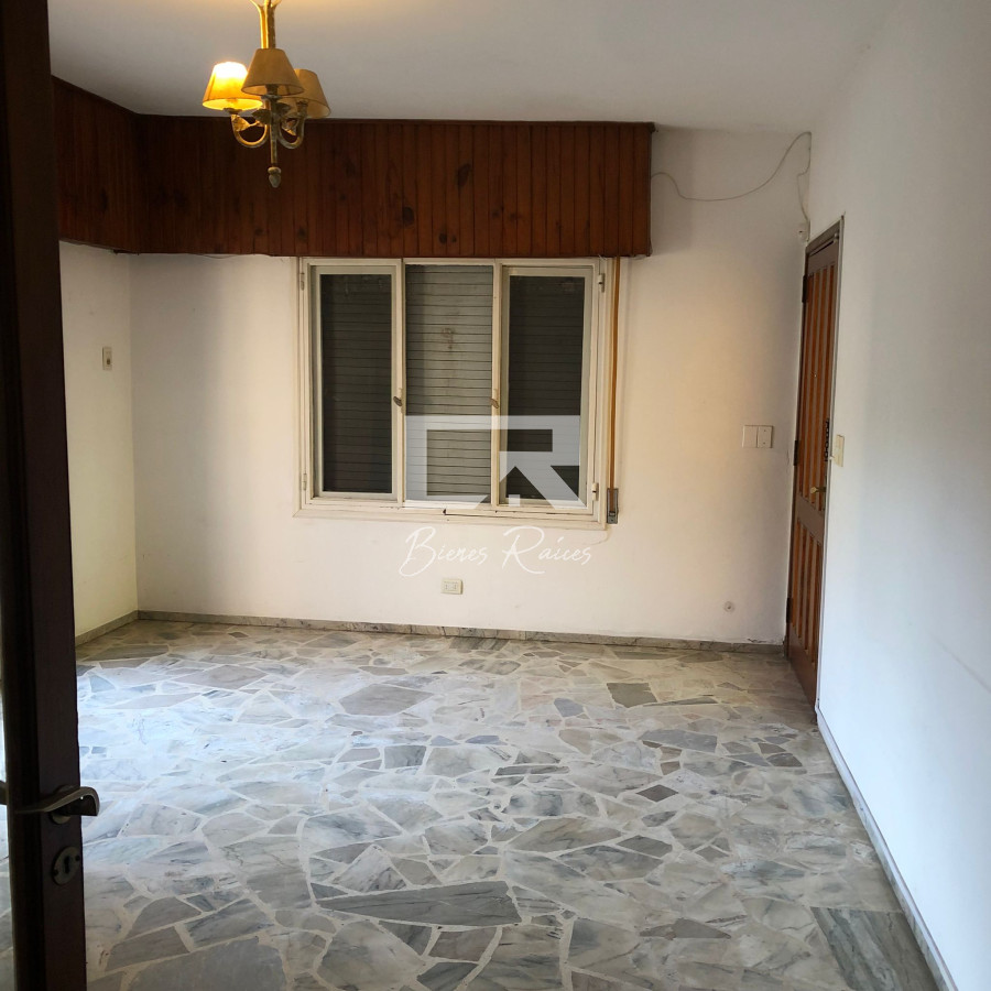 Casa ID.300 - Venta, Oportunidad para inversión, Maldonado, centro