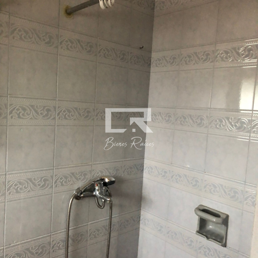 Casa ID.300 - Venta, Oportunidad para inversión, Maldonado, centro