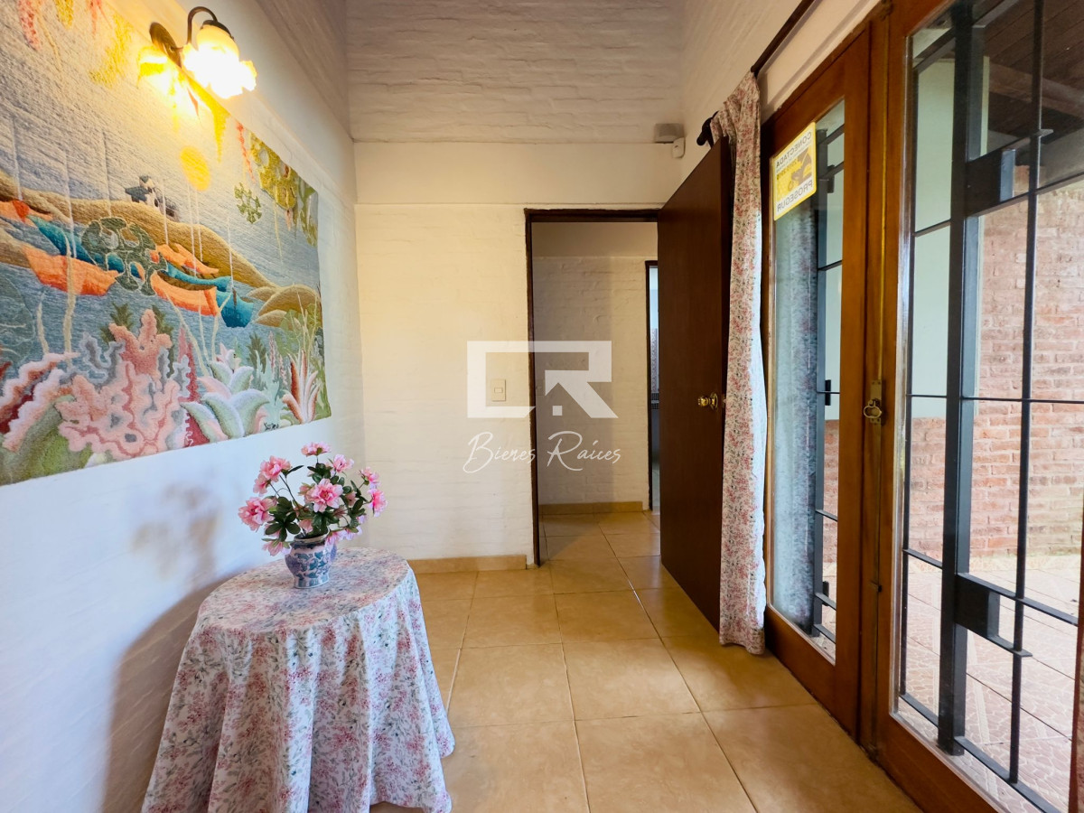 Casa ID.469 - Alquiler y venta de casa de 3 dormitorios en Punta del Este